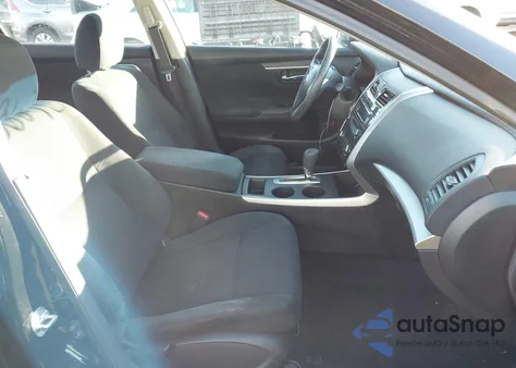 2015 Nissan Altima 2.5/2.5 S/2.5 Sl/2.5 Sv from USA, damaged, VIN 1N4AL3AP1FN313018